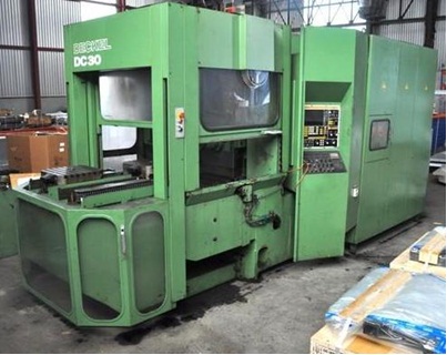 Фрезерный обрабатывающий центр deckle DC 30