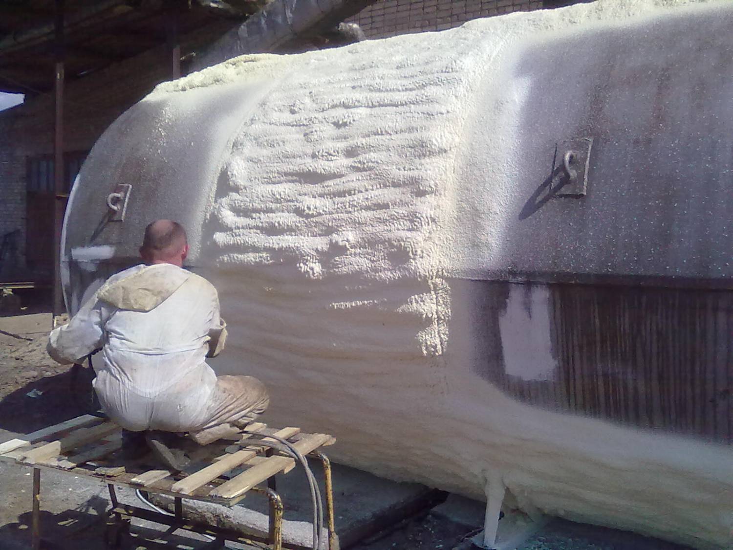 Утепление пенополиуретаном металлических емкостей "BASF" (Германия)