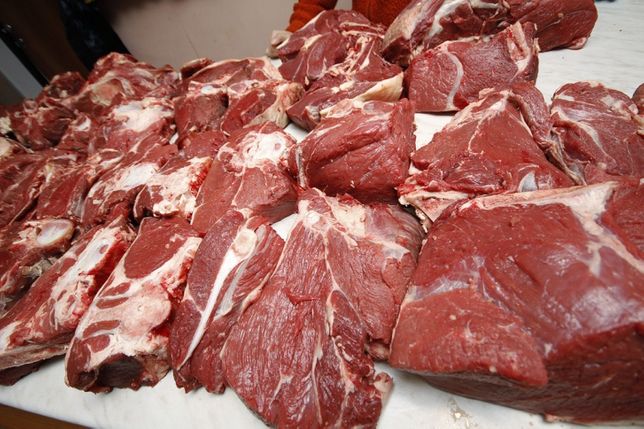 مؤسسة اللحوم من كازاخستان تبحث عن مشتريي الجملة في الخليج العربي